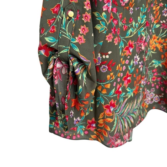 Cato Women's XL Floral V-Neck Blouse with Gold Zipper Detail Multicolor Flowy - Picture 3 of 8